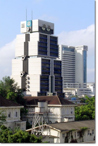 edificio robot bangkok