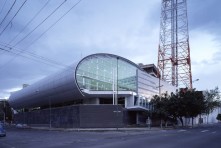 Edificio de Servicios Televisa / Bernardo Gomez-Pimienta y E. Norten.