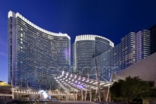 COMUNICADO: El primer hotel casino del arquitecto Pelli Clarke Pelli brilla en Las Vegas