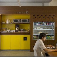 Peruarki-arquitectos-Cafe-Oficina-Wifi-Urban-Station-Total-Tools-Argentina-Total-Tools-Arquitect.jpg