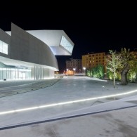 peruarki-arquitectura-italia-MAXXI-Museum-roma-Zaha-Hadid-Architects-10.jpg