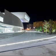 peruarki-arquitectura-italia-MAXXI-Museum-roma-Zaha-Hadid-Architects-10_thumb.jpg