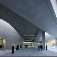 peruarki-arquitectura-italia-MAXXI-Museum-roma-Zaha-Hadid-Architects-12_thumb.jpg