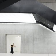 peruarki-arquitectura-italia-MAXXI-Museum-roma-Zaha-Hadid-Architects-15.jpg