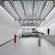 peruarki-arquitectura-italia-MAXXI-Museum-roma-Zaha-Hadid-Architects-3.jpg