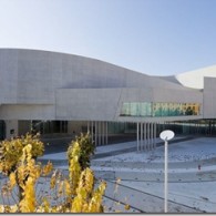 peruarki-arquitectura-italia-MAXXI-Museum-roma-Zaha-Hadid-Architects-5_thumb.jpg