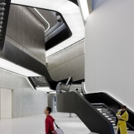 peruarki-arquitectura-italia-MAXXI-Museum-roma-Zaha-Hadid-Architects-6.jpg