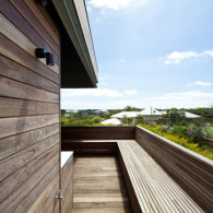 Casa Lineal de madera y acero por Architects EAT 5